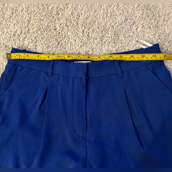 Babaton Aritzia - Antoine Short - Size 6 - Blue - Picture 9 of 10
